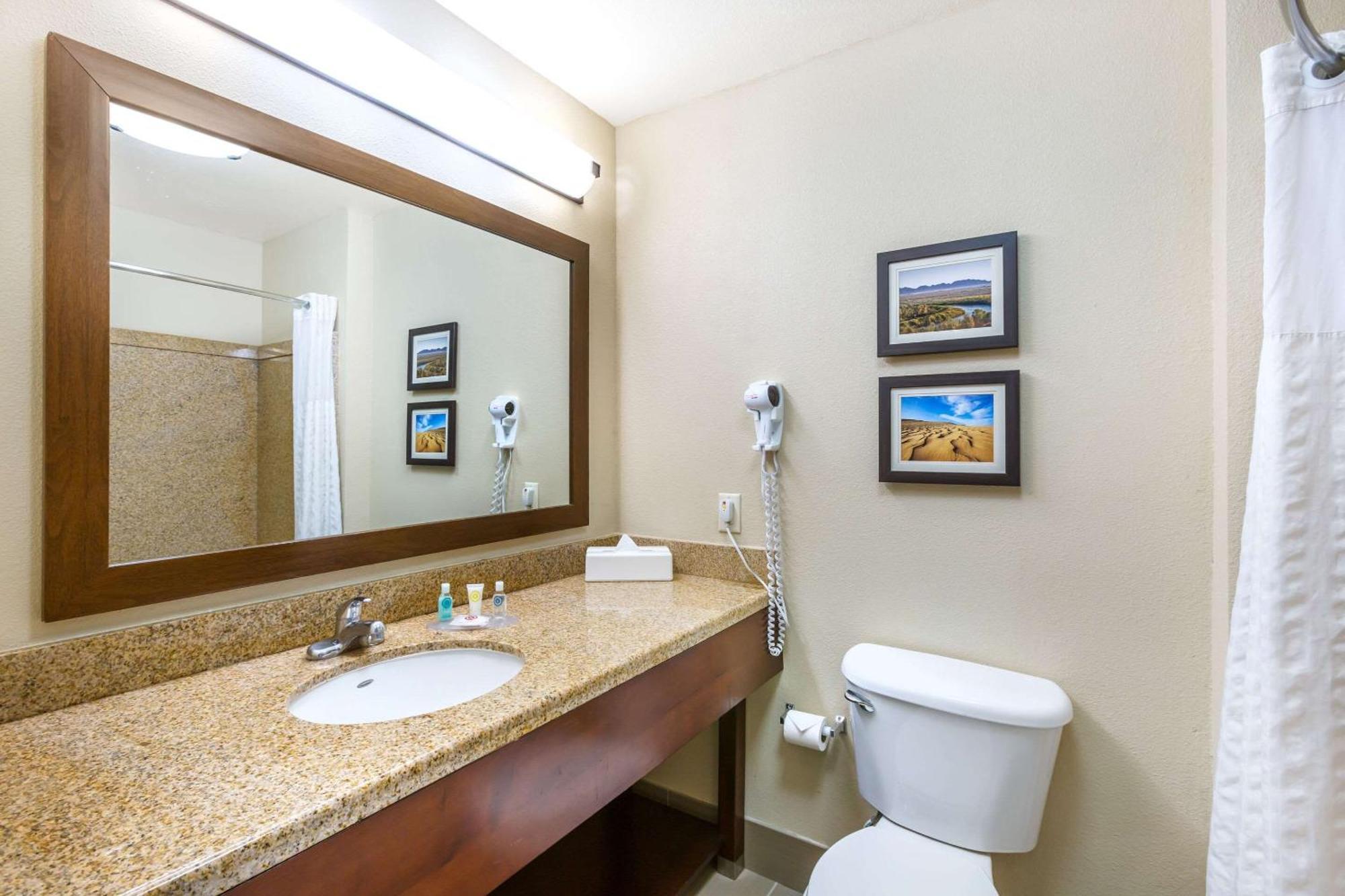 Comfort Inn And Suites Yuma I-8 Exteriér fotografie