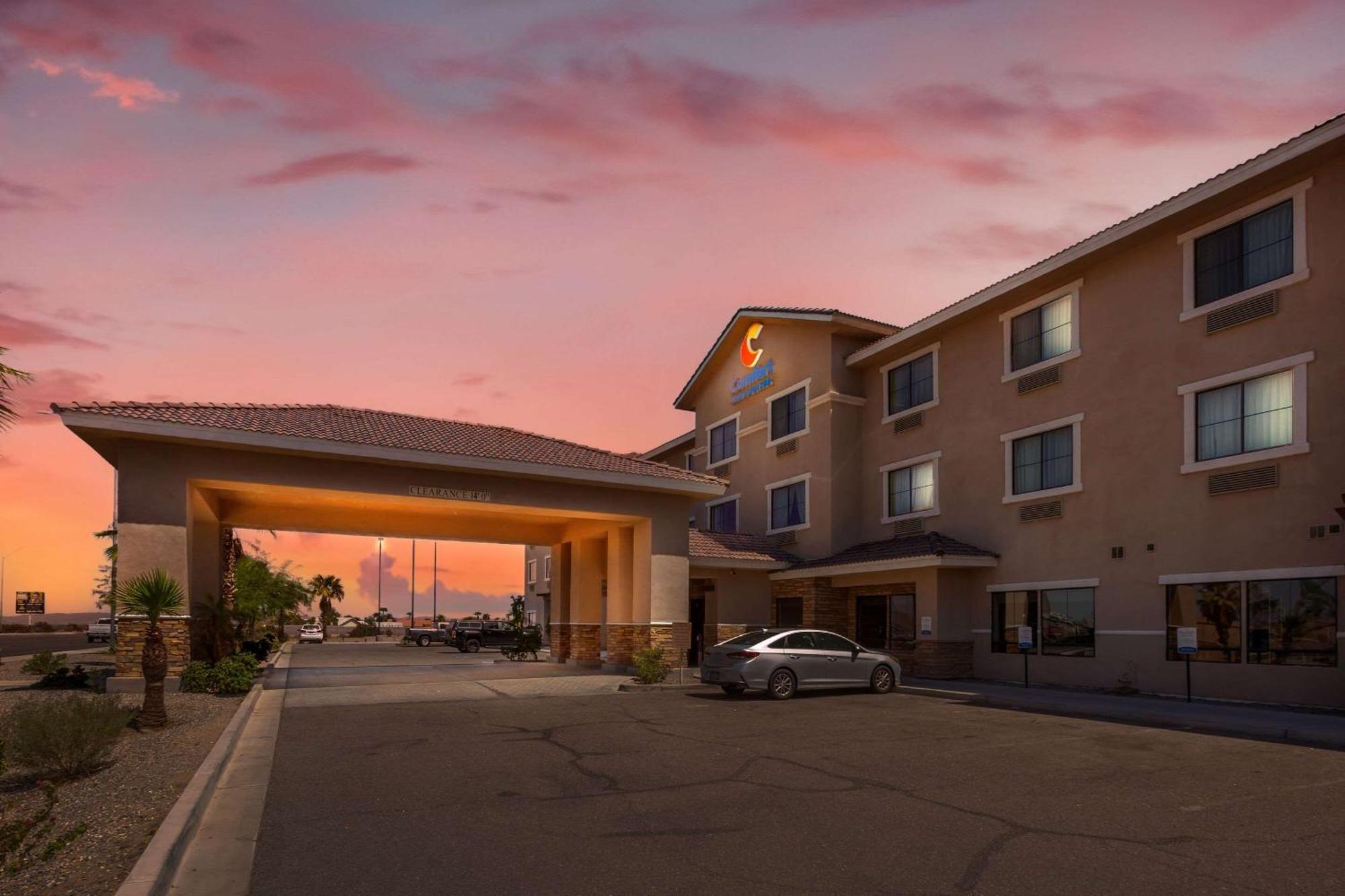 Comfort Inn And Suites Yuma I-8 Exteriér fotografie