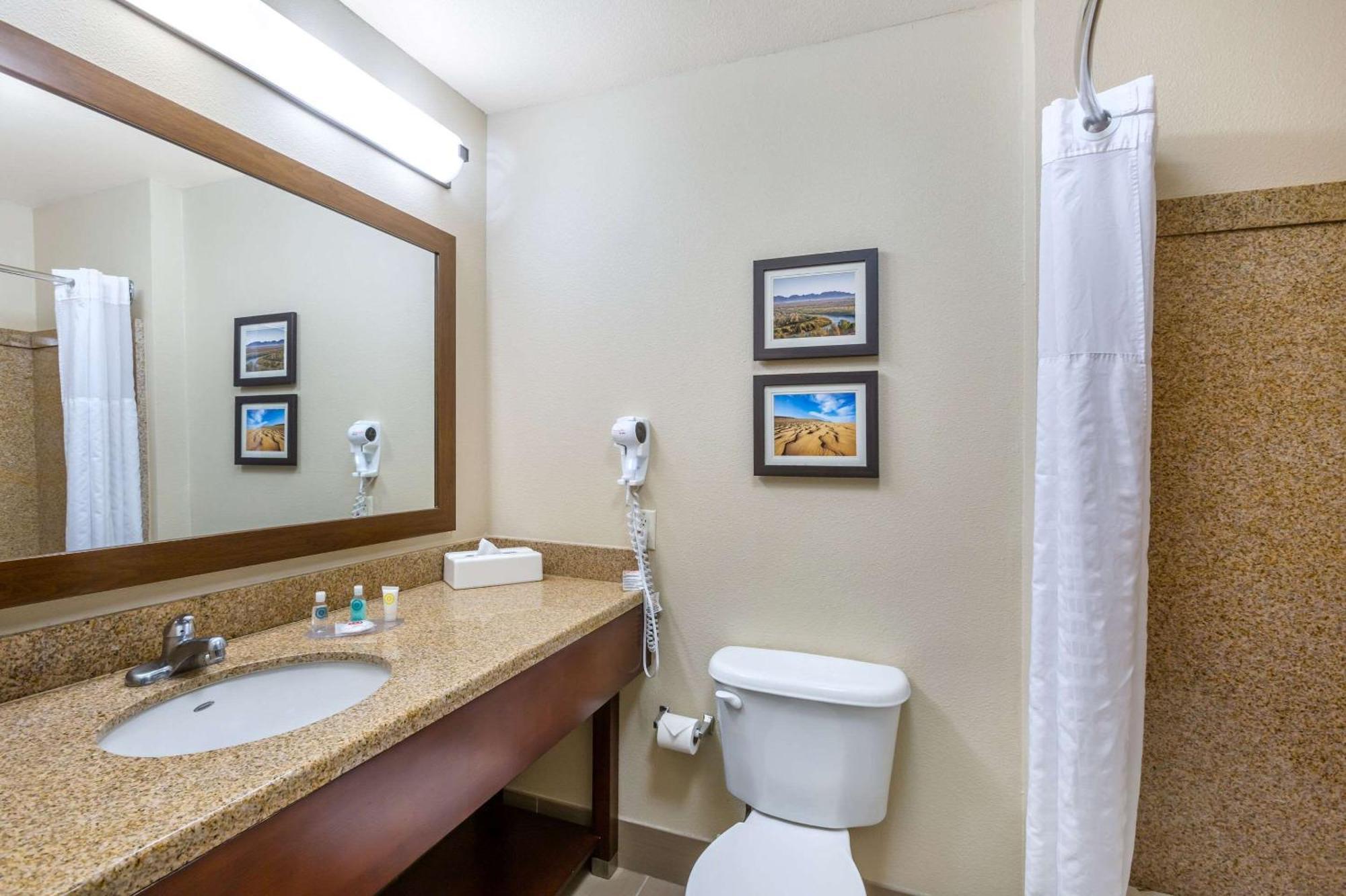 Comfort Inn And Suites Yuma I-8 Exteriér fotografie