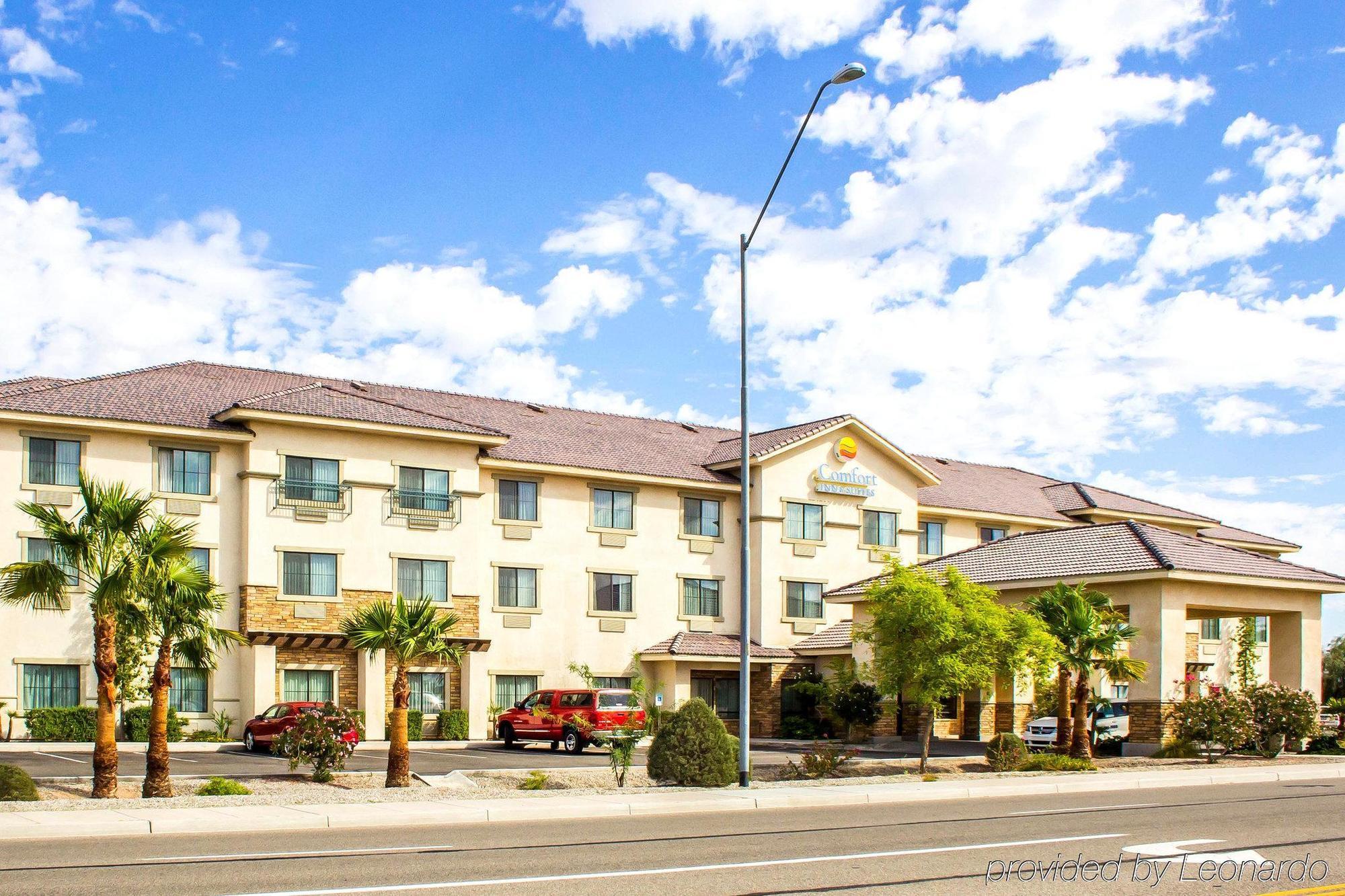 Comfort Inn And Suites Yuma I-8 Exteriér fotografie